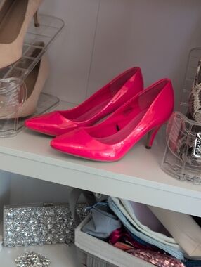 Barbie Pink Pointed-Toe Pumps